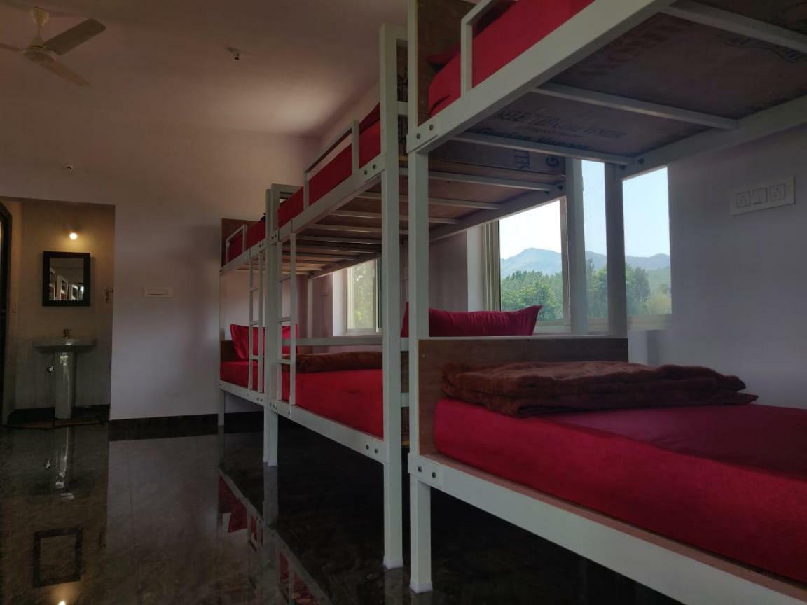 Trippr Chikkamagaluru Hostel Chikmagalur Exterior photo